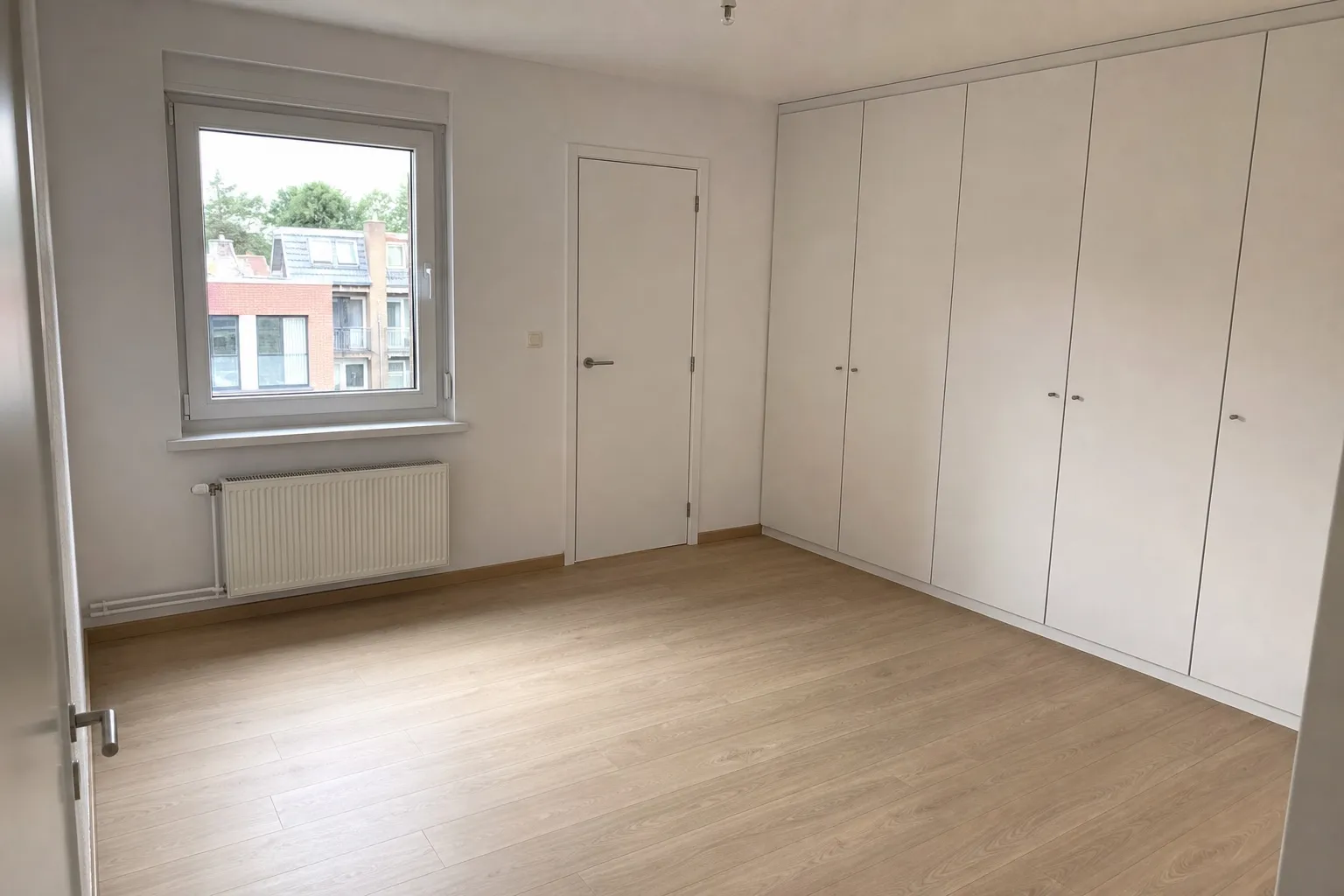Ruim 2-slaapkamerappartement met zonnig terras in Antwerpen-Noord · foto 3